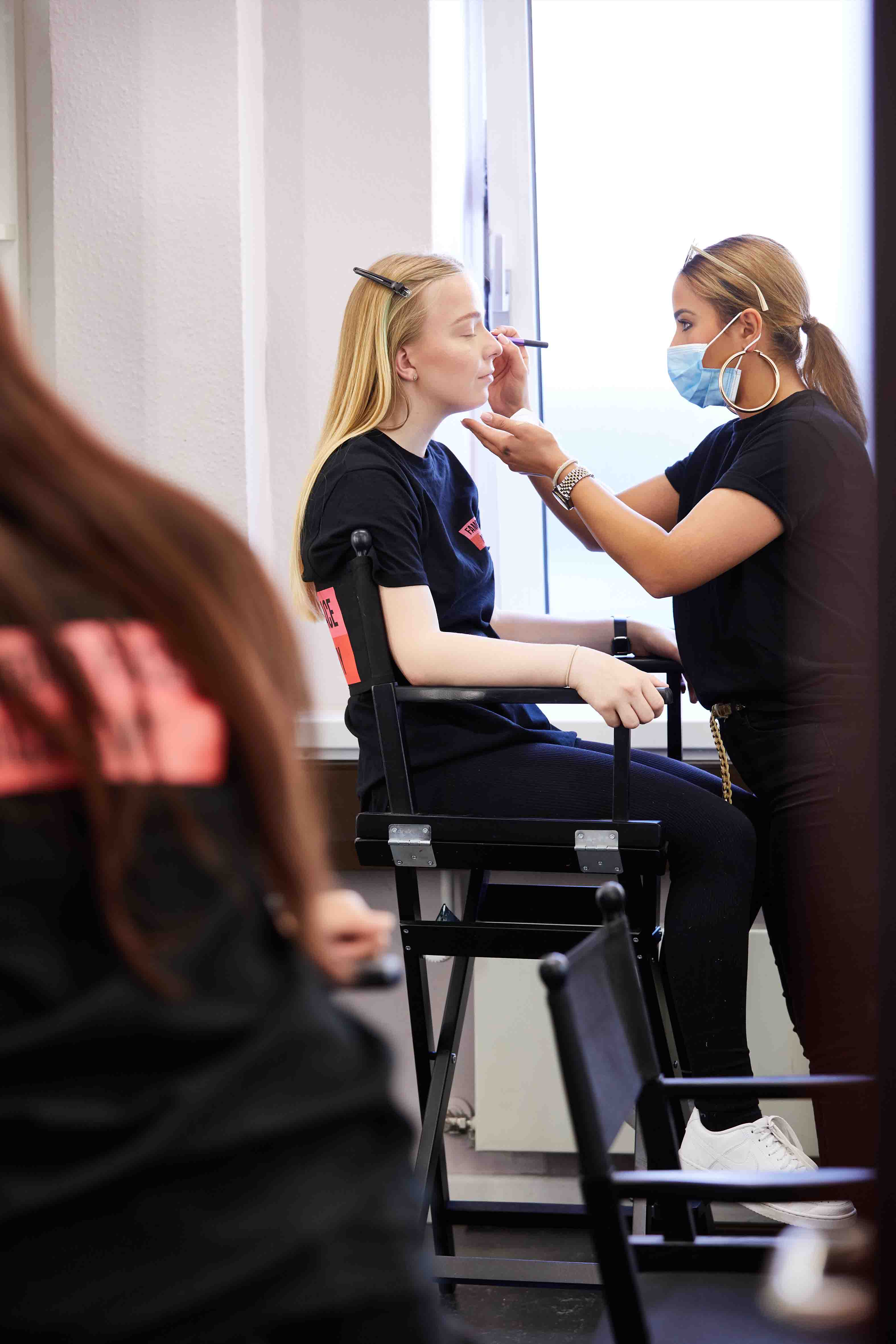 Neu Neu Famous Face Academy Schüler schminken Models